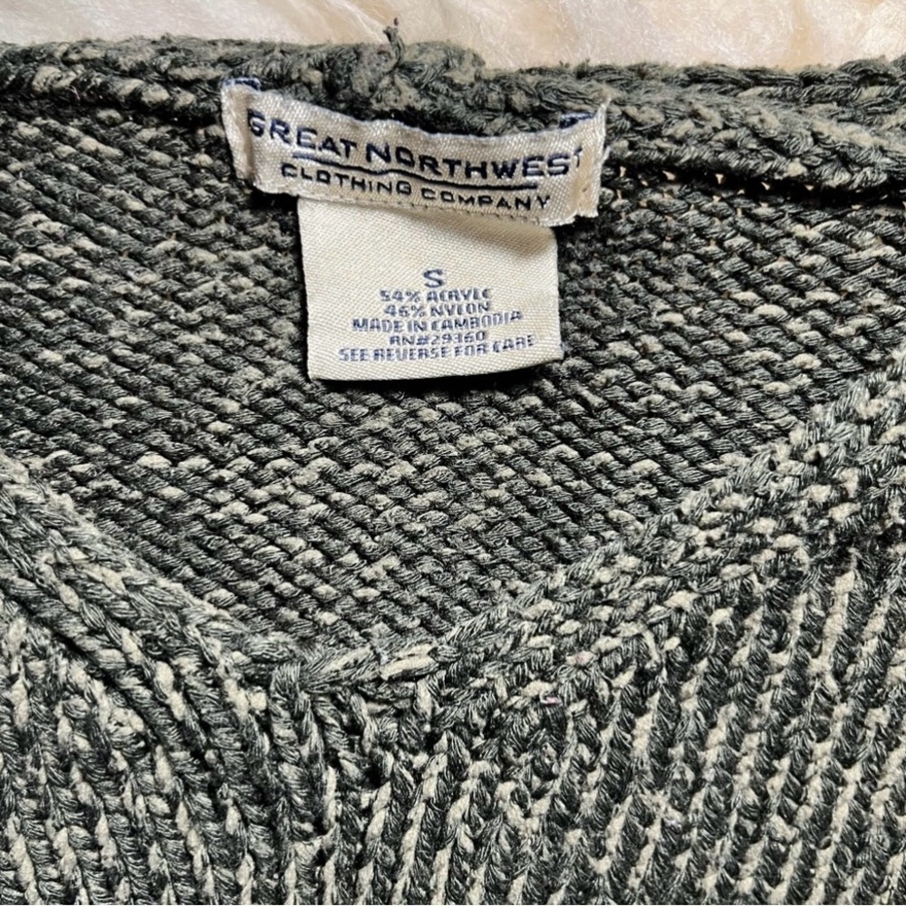 Pullover Thick Knit Military Green Cropped Sweater - Picture 3 of 5